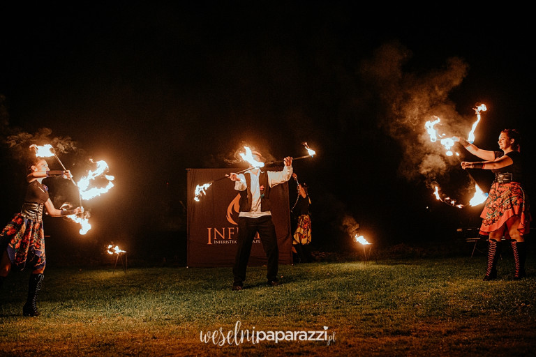 Inferis Teatr Ognia fireshow pokaz tańca z ogniem